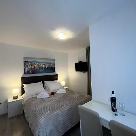 Gasthuis Marija 3*